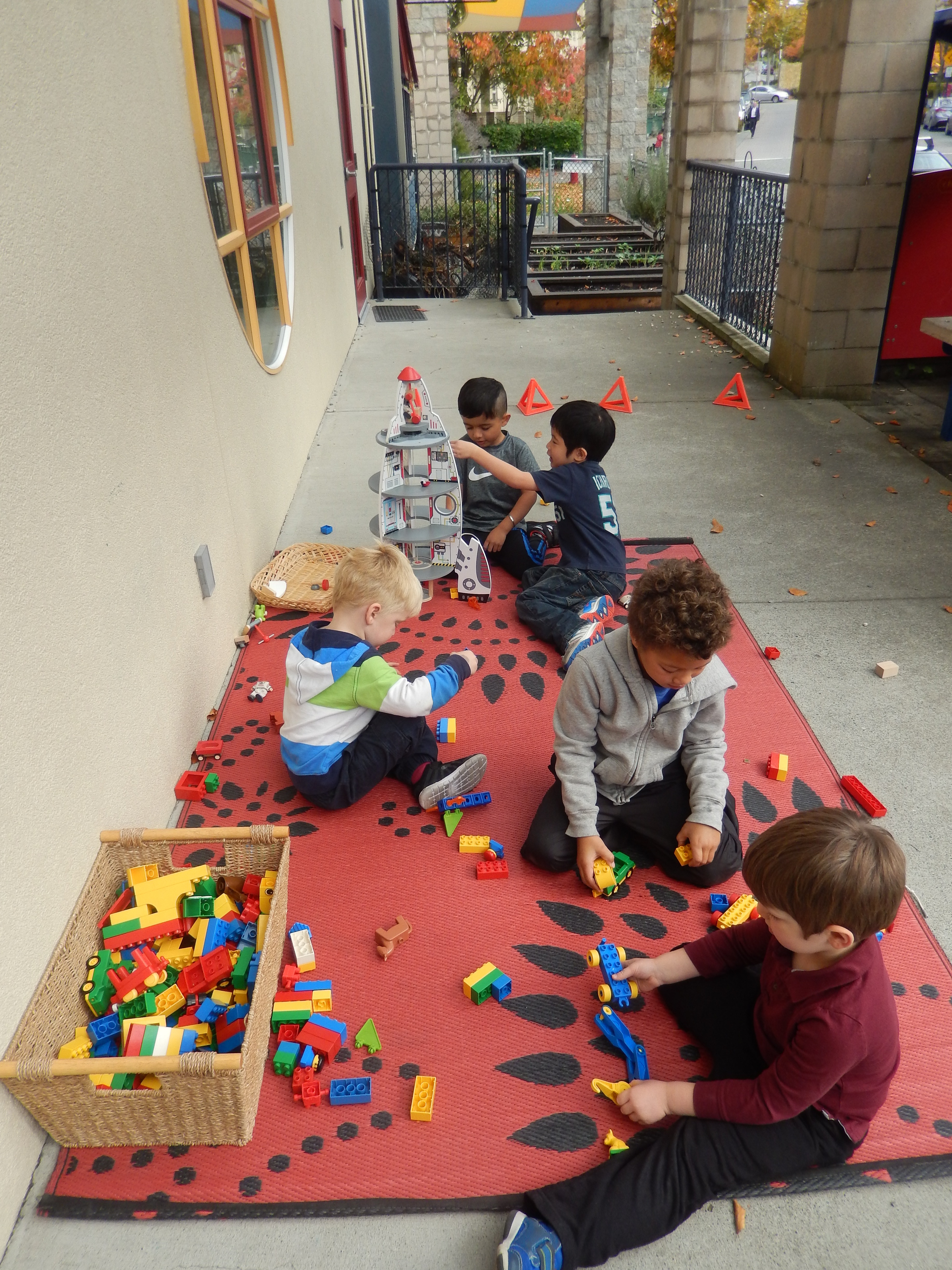 Montessori Kindergarten, Preschool and CASA (3-6 years old) | Selkirk